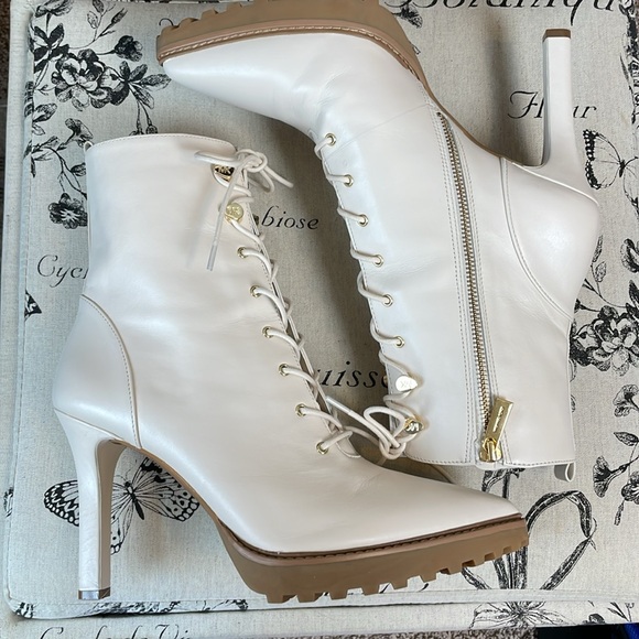 MICHAEL MICHAEL KORS Kyle Leather Lace-Up Boot - Picture 2 of 9